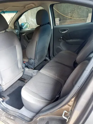 Fiat Palio Attractive 1.0 EVO Fire Flex 8V 5P 2013