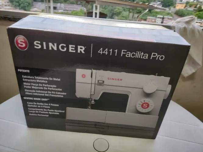 Máquina Singer 4411 Facilita Pro