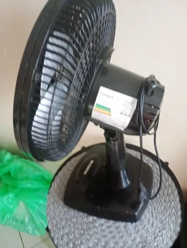 Ventilador marca mondial semi novo parou de funcionar