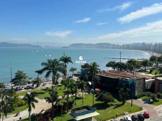 Apartamento à venda no Ponta da Praia em Santos.