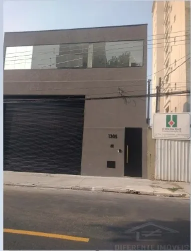 Galpão para Locação com 500m² na Vila Antonieta Zona Leste de São Paulo.