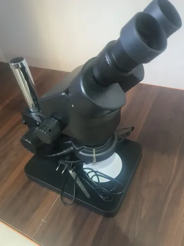 Microscopio Ak 10 Binocular