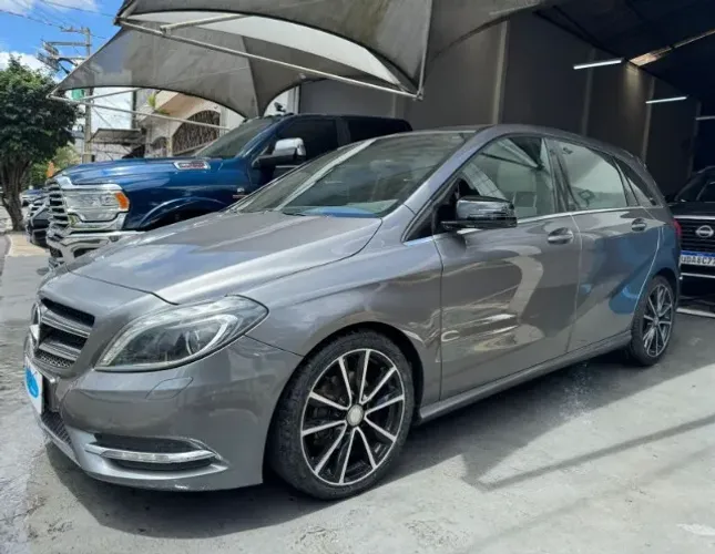 Mercedes-Benz Classe B 200 CGI 1.6 TB/flex Aut. 2013