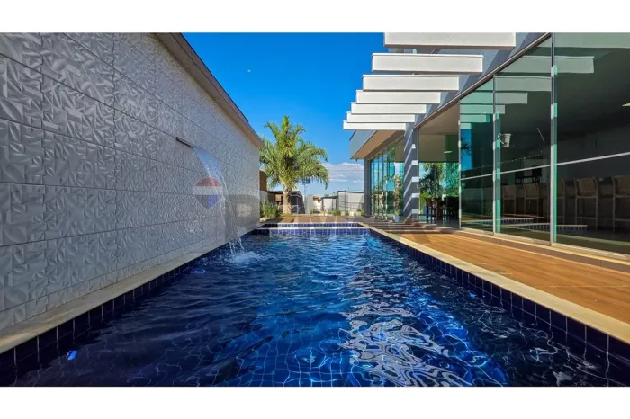 Casa à venda moderna no Condomínio Riviera do Lago Corumbá IV