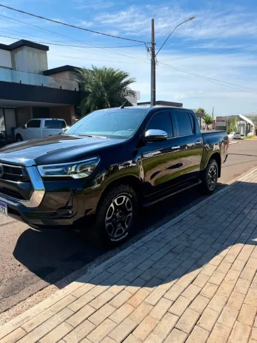 Toyota Hilux CD SRX 4X4 2.8 TDI 16V Diesel Aut. 2023