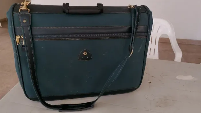 Mala Cabide executiva Samsonite ( USA ) excelente e prática para viagens a trabalho 