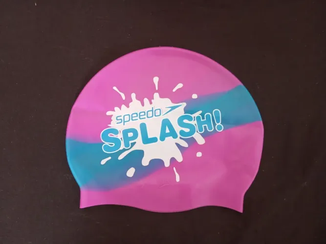 Óculos de natação speedo e touca