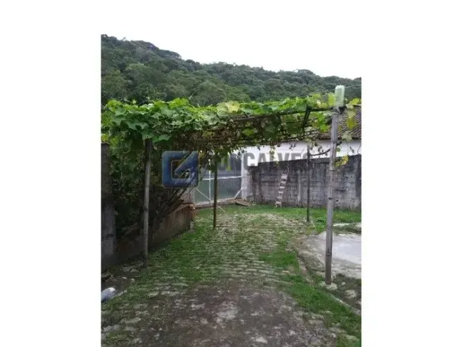 Chácara Rural à venda em Ribeirão Pires (Casa Vermelha) 6.250 m², 2 quartos, área de serv