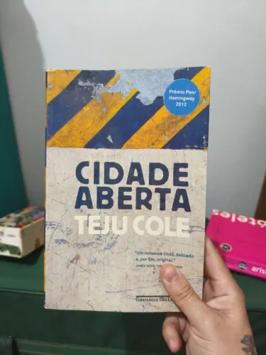 Livro Cidade Aberta Teju Cole