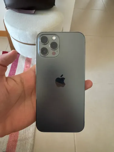 Iphone 12 Pro Max.
