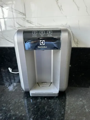 BEBEDOURO ELETROLUX CINZA