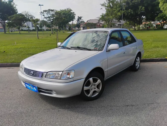 Toyota Corolla XEI 1.8/1.8 Flex 16V Aut. 2001