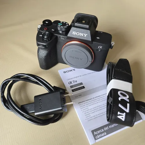 Câmera Sony A7 IV