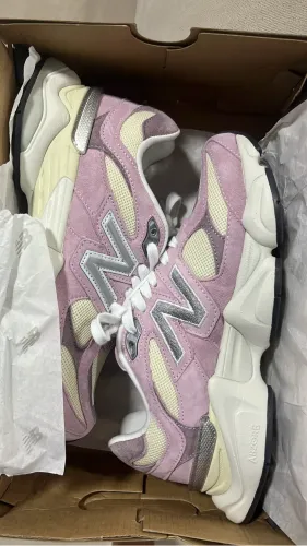 Tênis New Balance 9060