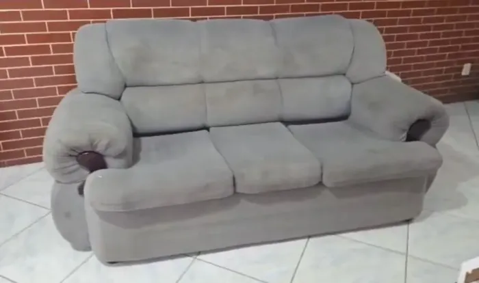 Vendo sofar estiloso de 3 lugares muito macio