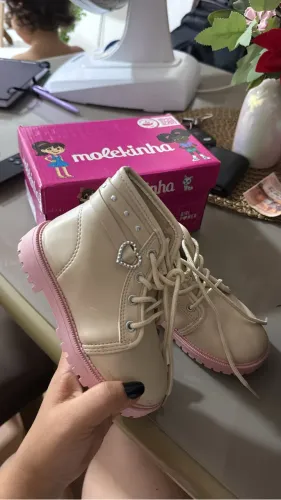 Bota molekinha