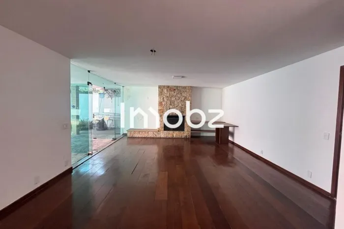 Casa à Venda - Alto de Pinheiros, 4 Quartos, 768 m2
