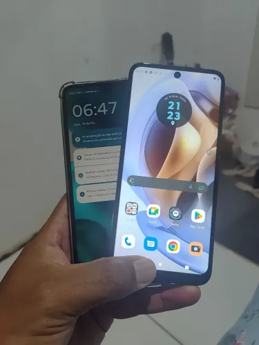 2 Motorola 128gb novos por $1000 corre
