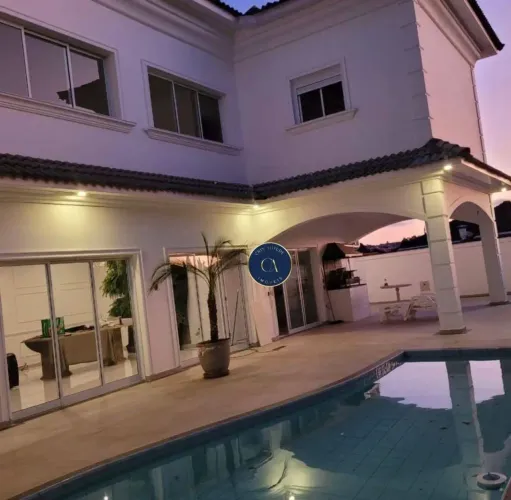 Casa para venda ou locação na Morada das Flores em Santana de Parnaíba.