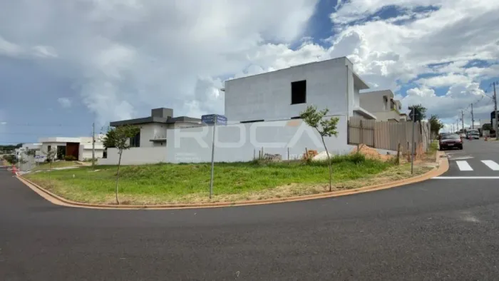 Terreno à venda no Condomínio Parque Faber Castell em São Carlos