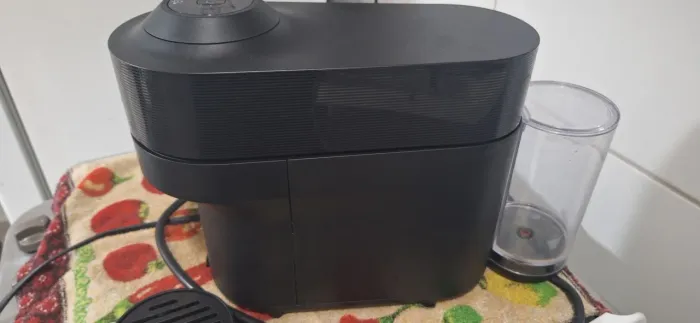 Cafeteira Nespresso Vertuo Pop + adaptador de cápsula 