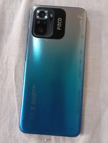 Vendo este Celular ?