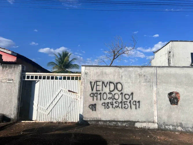 Vendo casa/lote no Aureni I