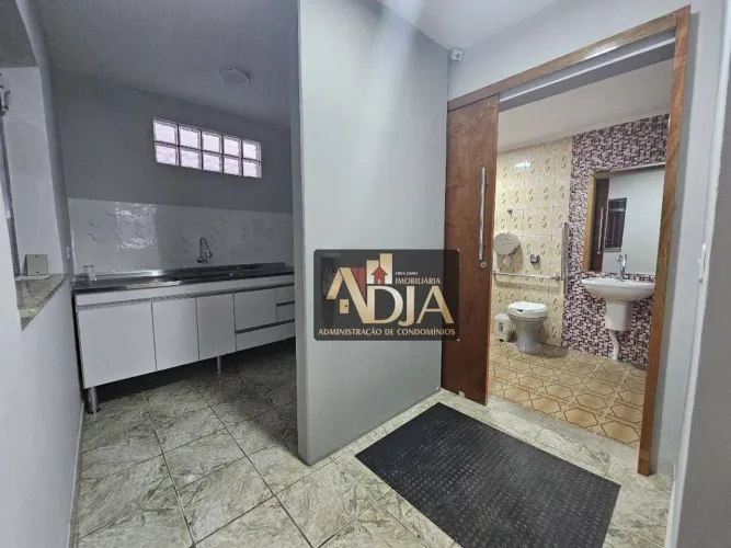 Casa com 2 dormitórios para alugar, 350 m² por R$ 5.016,67/mês - Vila Bocaina - Mauá/SP