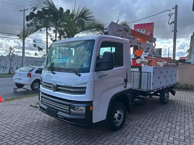 CESTO AÉREO DE 10,5M EQUIPADO NO DELIVERY EXPRESS 2020