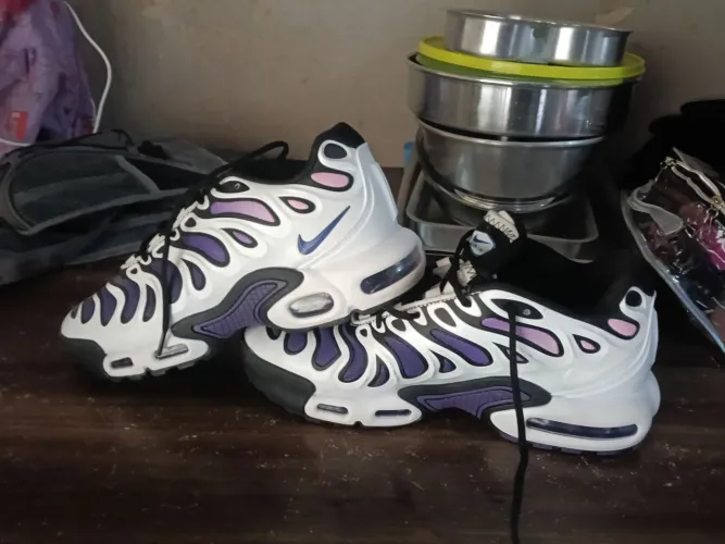 Vende-se tênis Air Max TN plus 