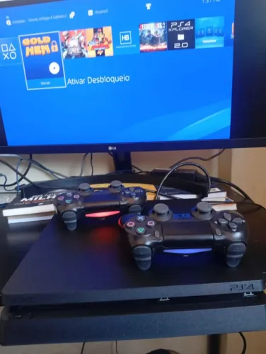 PS4 SLIM DESTRAVADO COM 2 CONTROLES E LOJA LIBERADA COM TODOS OS JOGOS E GARANTIA