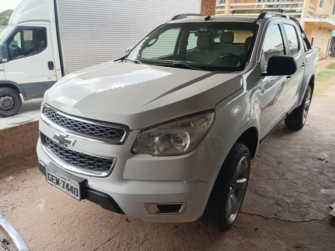 Chevrolet S10 Pick-up LS 2.8 TDI 4X4 CD Dies. Mec. 2016