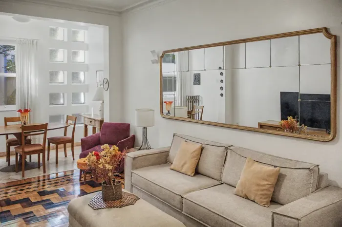 Apartamento Aluguel Copacabana | 120 m² | 3 Quartos(1 Suíte) | 1 Vaga | Mobiliado (ou sem 