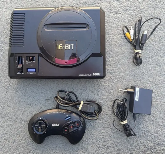 Mega drive FAT com jogo Streets Of Rage