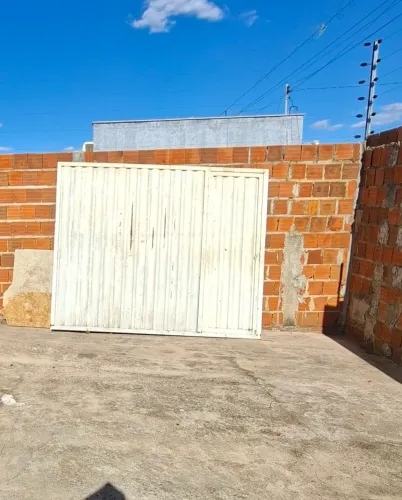 Portão de garagem com porta
