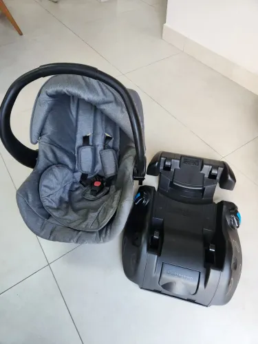 Bebê Conforto e Base de Automóvel Galzerano