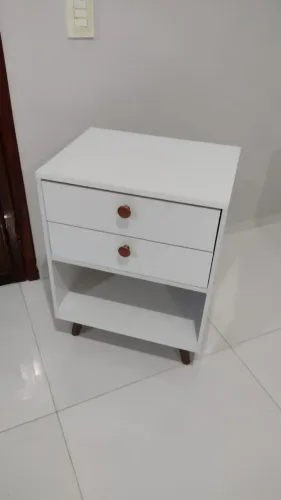 Mesa de Cabeceira Tuboarte Turim 100% Mdf com 2 Gavetas e Kit de Pés