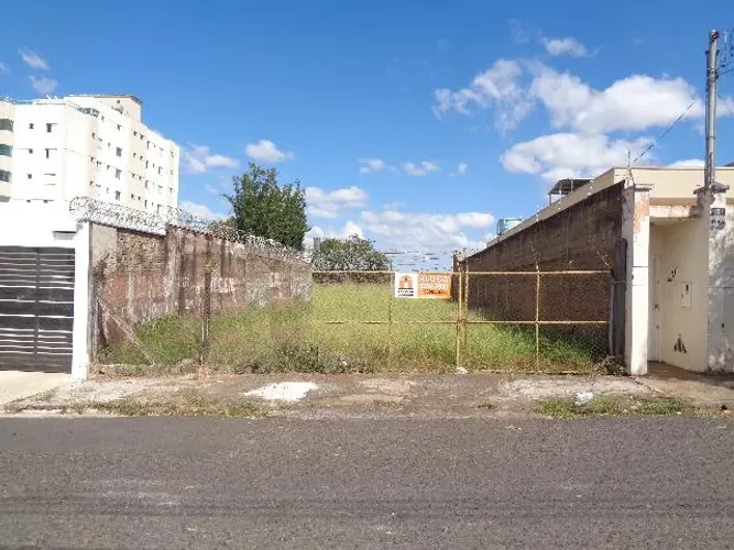 Terreno Para Venda No Bairro Brasil Em Uberlândia