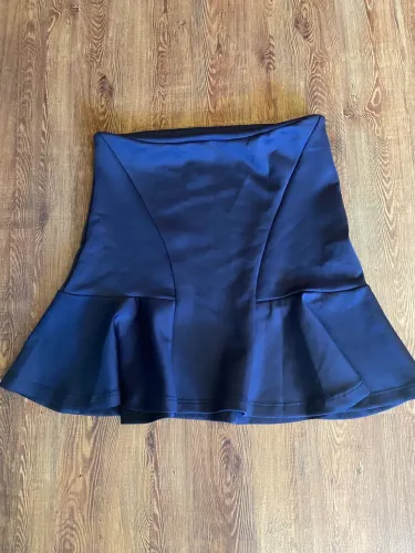 Saia preta muito lycra confortável M