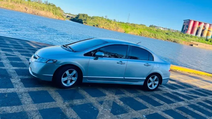Honda Civic Sedan LXS 1.8/1.8 Flex 16V Aut. 4P 2007