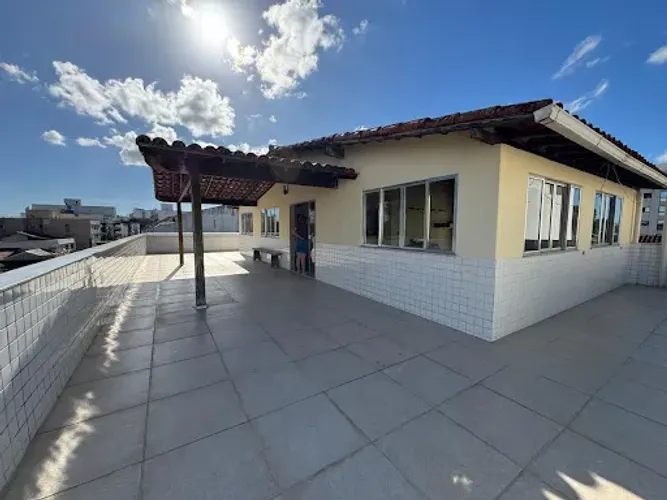 Apartamento com 4 dormitórios à venda, 150 m² por R$ 690.000,00 - Imbetiba - Macaé/RJ
