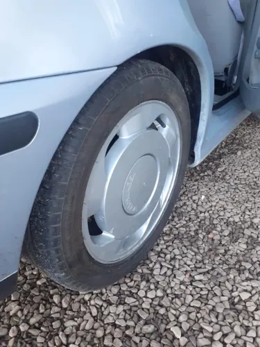 Rodas 15 com 4 pneus novos 