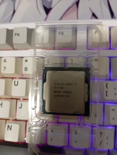 Processador Intel Core i7-7700 + Cooler Rise Mode Storm 8 Black