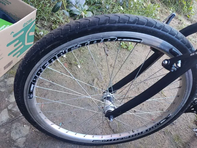 Roda aro 26 Pirelli