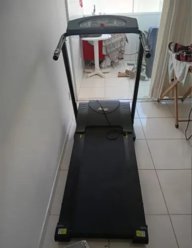 Esteira Elétrica Dream Fitness DR 2110 - Academia