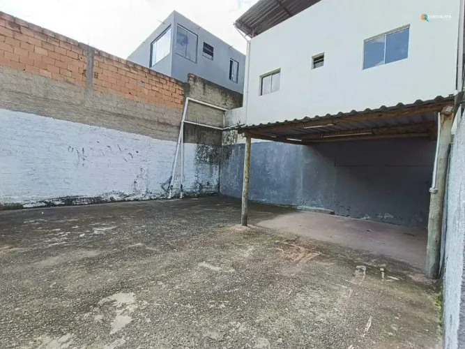 Casa com 3 quartos, para aluguel, 100m², 2.200,00 - Monte Carlo - Santa Luzia/MG