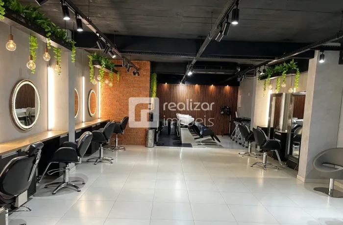 Sala comercial com 206m² no bairro Kobrasol - Florianópolis