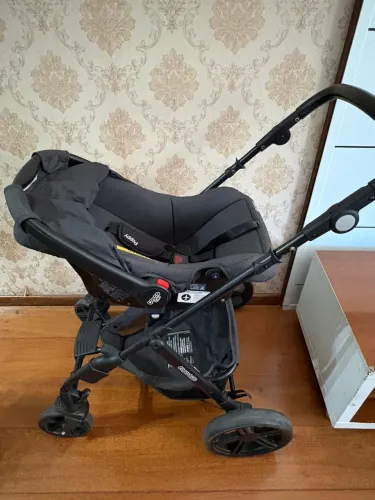 Carrinho de Bebê com Bebê Conforto Cosco Kids - Poppy Duo 0 a 15kg
