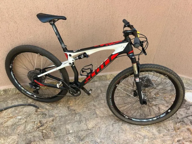 Bike carbono Scott