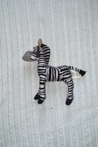 boneco de pelúcia zebra madagascar mcdonalds de 2008